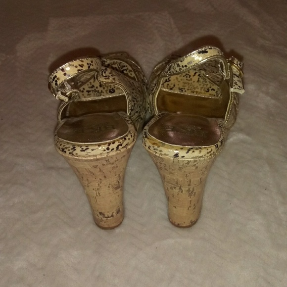 🐸Wedges worn twice - Picture 5 of 8